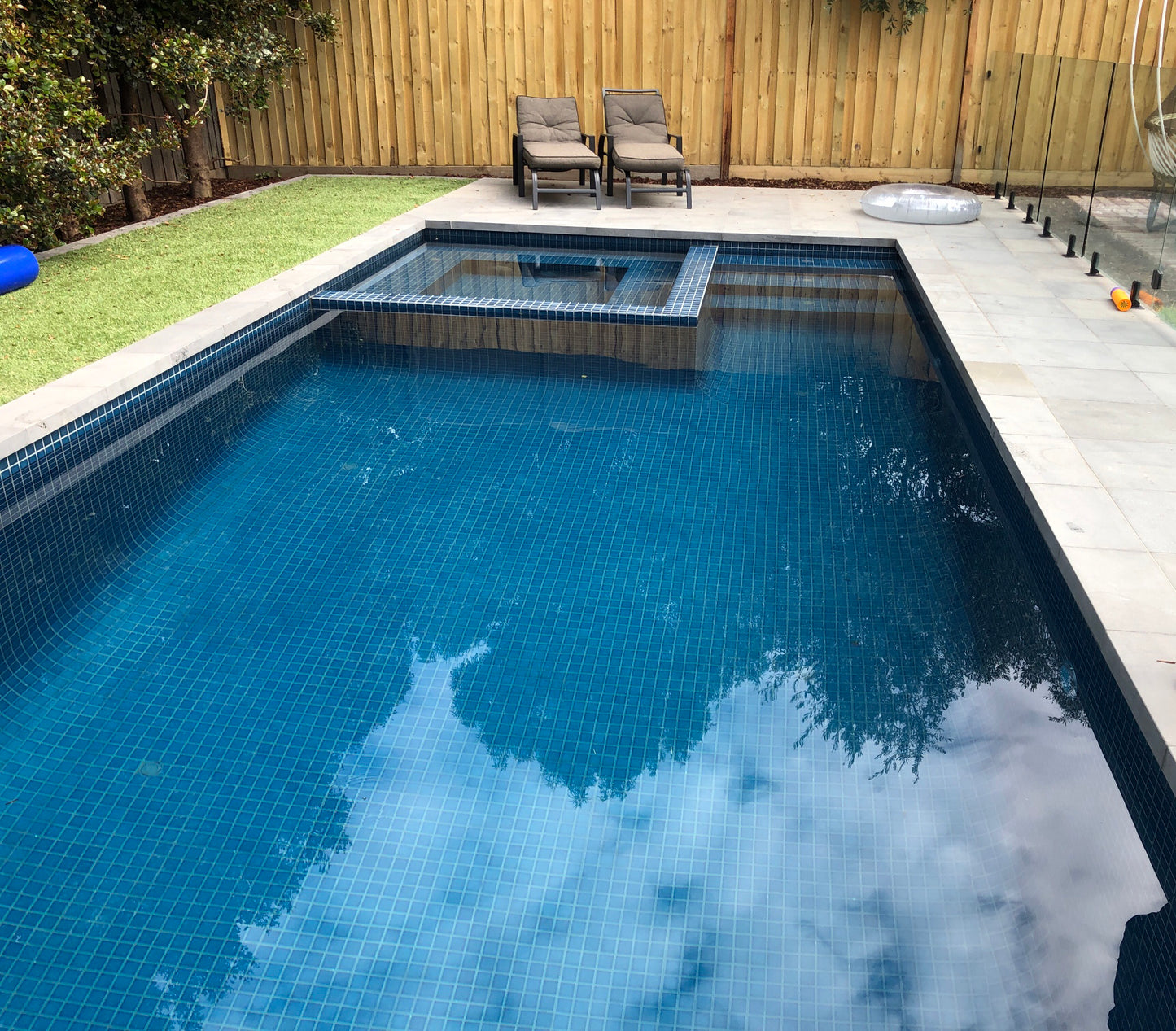 Cotto Pool Mosaics Gloss Lagoon Blue 4.7X4.7