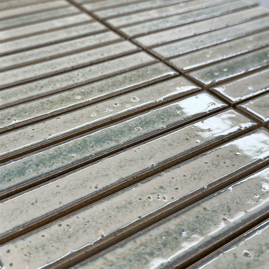 Akari Finger Mosaic Pistachio Gloss 30x30 2x14.5